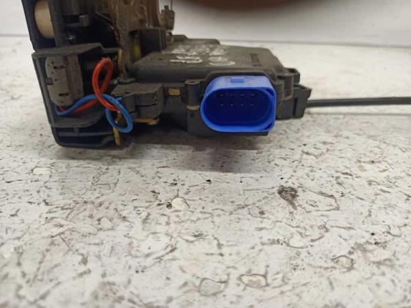 SERRURE DE PORTE AVANT DROIT SKODA FABIA 2000-2007 - Vue 2